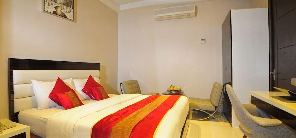 Hotel Gulnar New Delhi Exterior foto