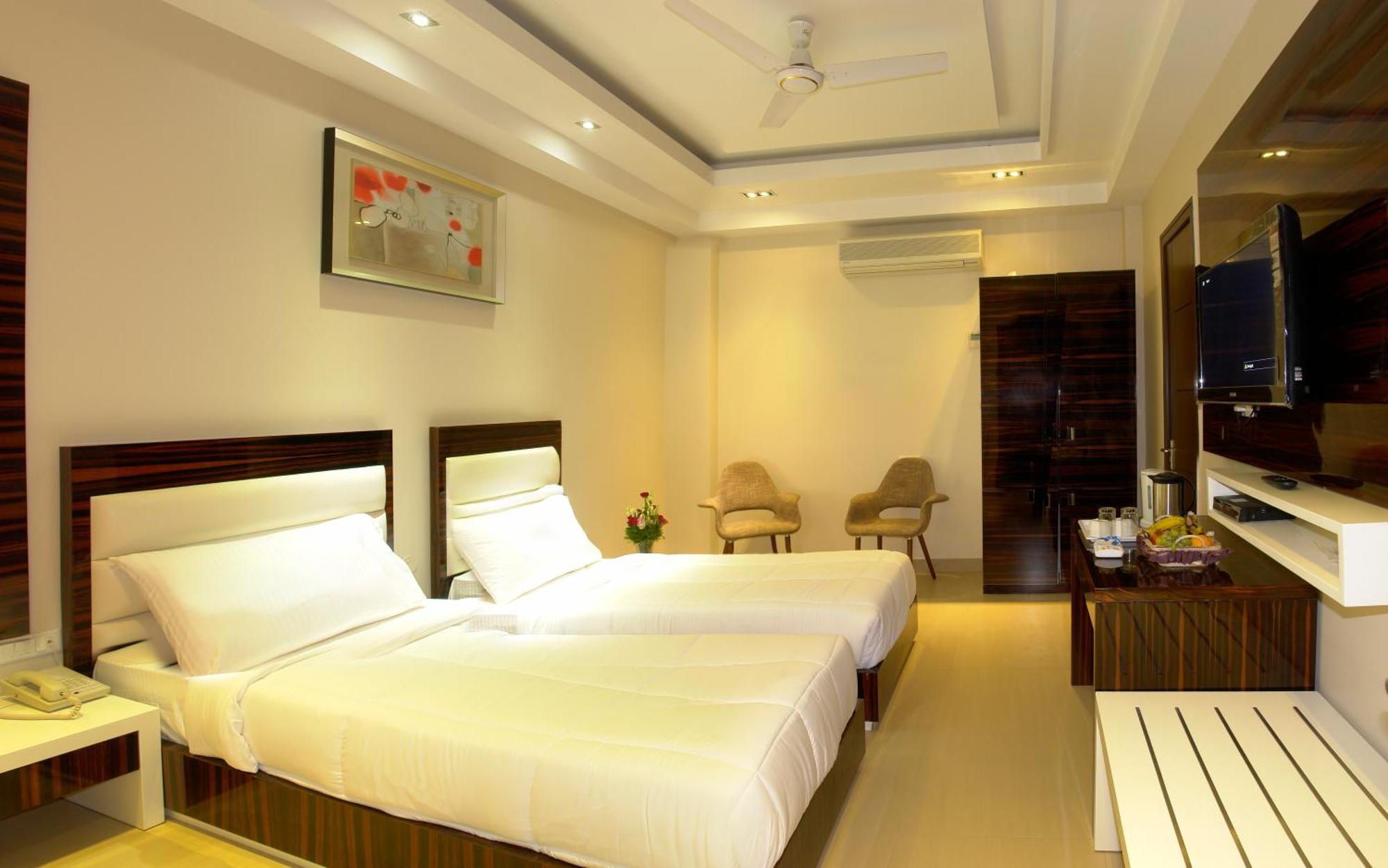 Hotel Gulnar New Delhi Exterior foto